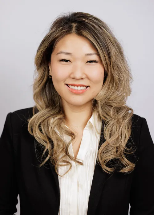 Crystal Chun, DDS, Periodontist Chicago IL Irving Park Periodontics